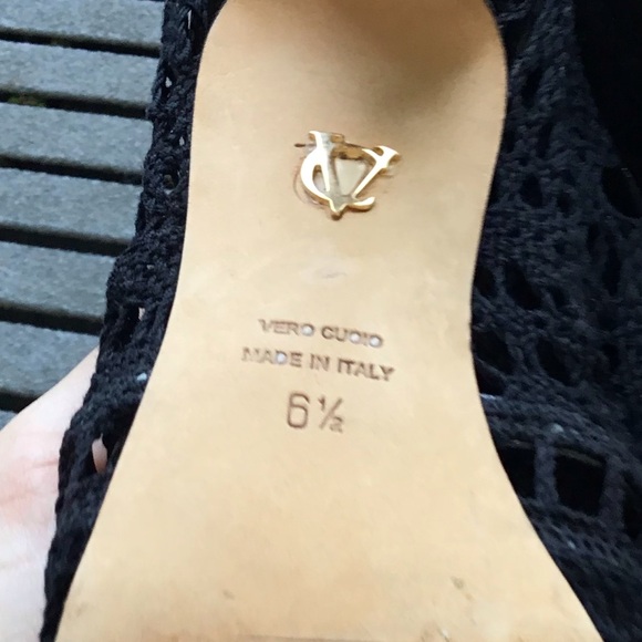 💃🏽 Open Toed Black Booties 💃🏽 - Picture 9 of 11